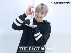 Wanna One カン ダニエル Click Starwars Awards 人気賞受賞記念 認証ショットが到着 韓国エンタメ トレンド情報サイトkoari コアリ